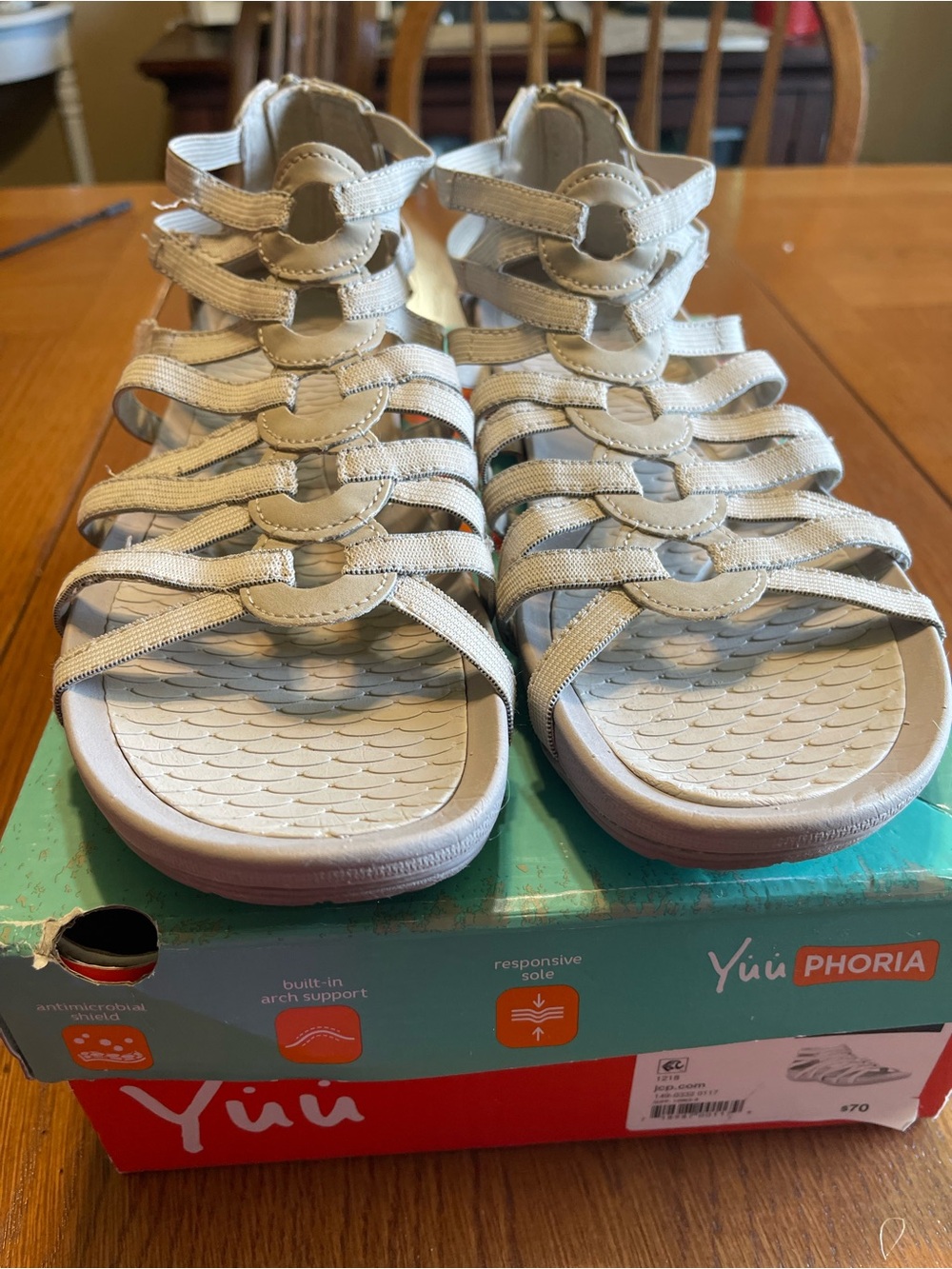 Yuu Women's Multi-Strap Gladiator Sandals in Light Beige